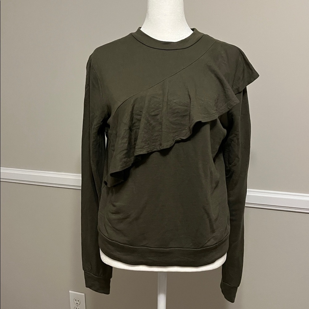 Olive Green Ruffle Sweatshirt by Mossimo supply co
Size medium